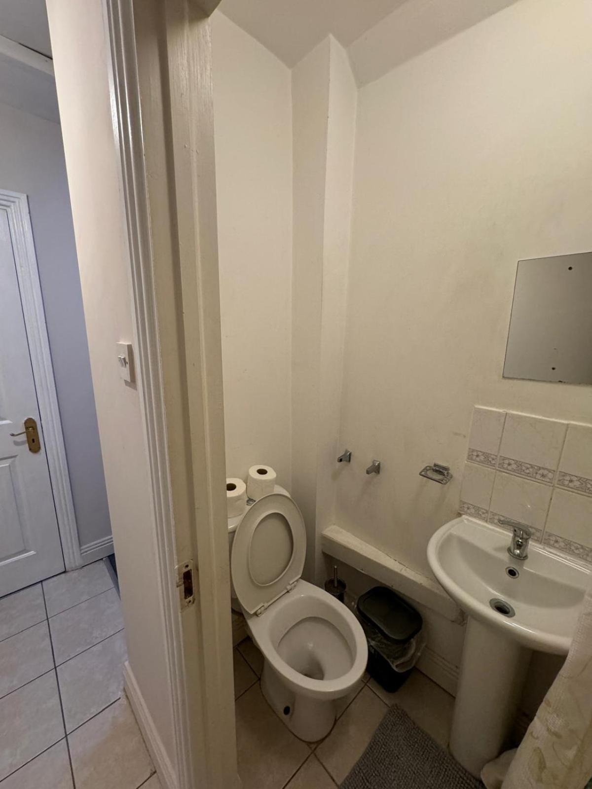 Nice Double Room Near Omni Shopping Dublin Ngoại thất bức ảnh